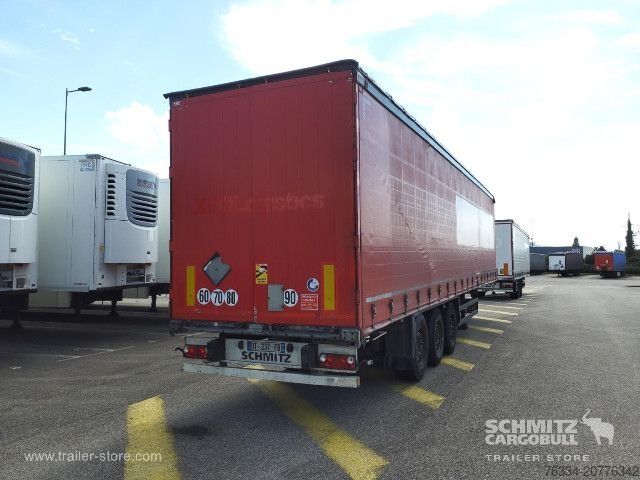 Semi-reboque aberto com lona Schmitz Cargobull Semitrailer Curtainsider Standard