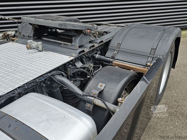 معيار SZM Mercedes-Benz ACTROS 2342 / 6x2 / HYDRAULIC /