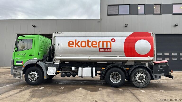 Cisterna Mercedes-Benz Atego 2528 (18000 L / 3 COMPARTIMENTS / MANUAL ...