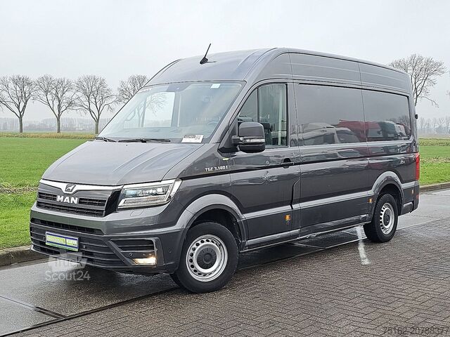 Karavan z visoko streho M.A.N. E-TGE L3H3 35kWh LED Autom