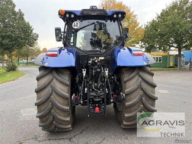 Traktor New Holland T 7.225 AUTO COMMAND