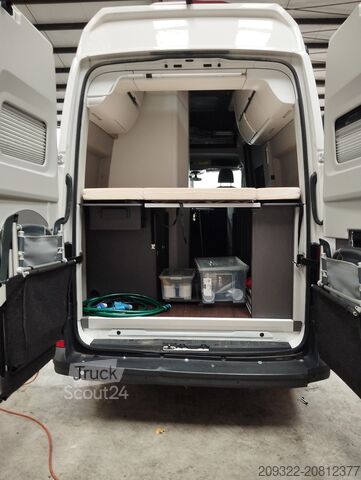 Karavan VW Grand California 600 2.0 TDI