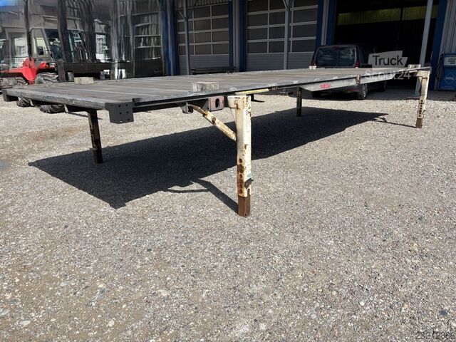 منصة صندوق تبديل Wecon Verzinkte 7,82m Plattform niedrig 150 mm