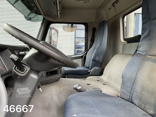 Volvo FM 400 Euro 5 sistema de gancho AJK de 25 toneladas Volvo FM 400 Euro 5 AJK 25 Ton haakarmsysteem