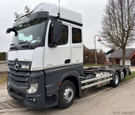 Samochód z wymienną zabudową MERCEDES-BENZ 2540 L Actros 6x2 Fahrschule 5-Sitzer Liftachse