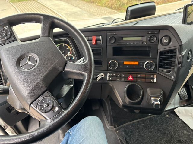 Samochód z wymienną zabudową MERCEDES-BENZ 2540 L Actros 6x2 Fahrschule 5-Sitzer Liftachse