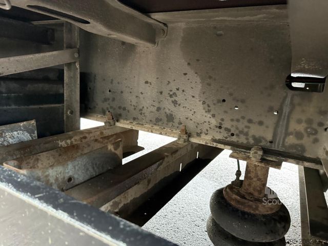 Semirimorchio con telone SCHMITZ CARGOBULL 3 Achs MEGA Liftachse Hubdach SAF-axles TÜV9/26