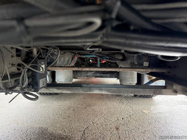 Semirimorchio con telone SCHMITZ CARGOBULL 3 Achs MEGA Liftachse Hubdach SAF-axles TÜV9/26