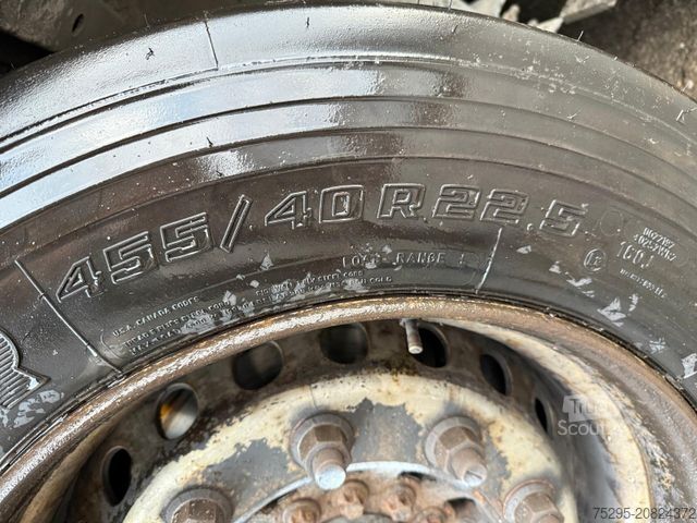 Semirimorchio con telone SCHMITZ CARGOBULL 3 Achs MEGA Liftachse Hubdach SAF-axles TÜV9/26