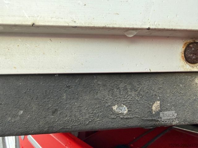 Semirimorchio con telone SCHMITZ CARGOBULL 3 Achs MEGA Liftachse Hubdach SAF-axles TÜV9/26