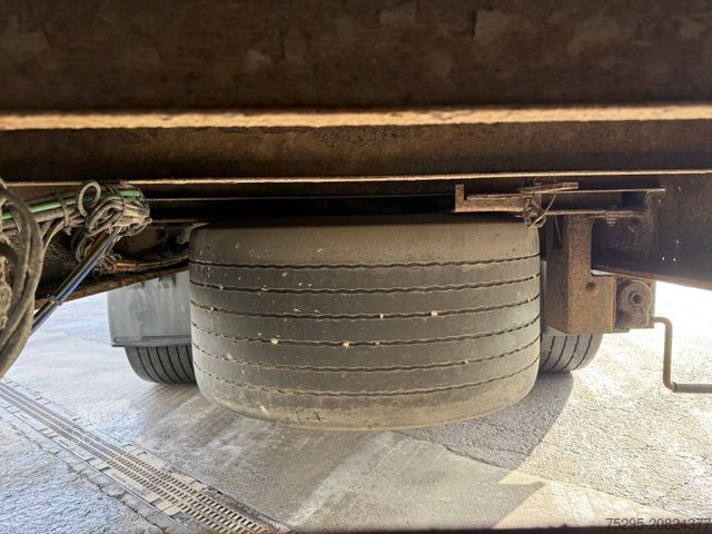 Otevřený návěs s plachtou KÖGEL 3 Achs MEGA Hubdach Liftachse SAF TÜV 01/2026