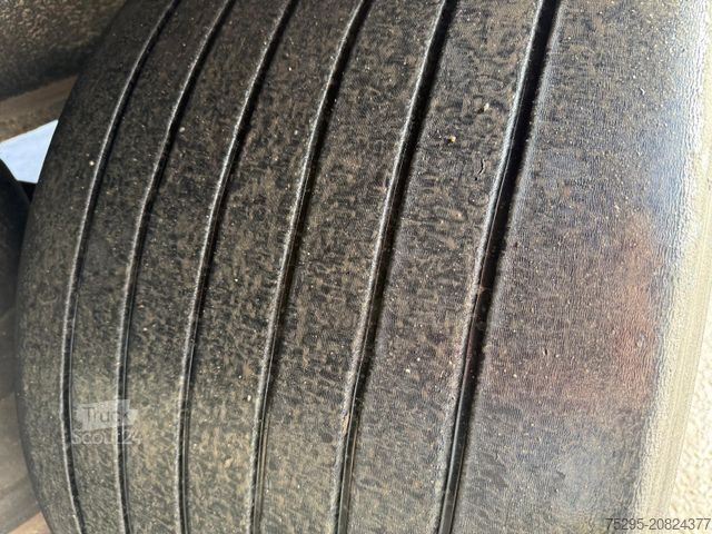 Otevřený návěs s plachtou KÖGEL 3 Achs MEGA Hubdach Liftachse SAF TÜV 01/2026