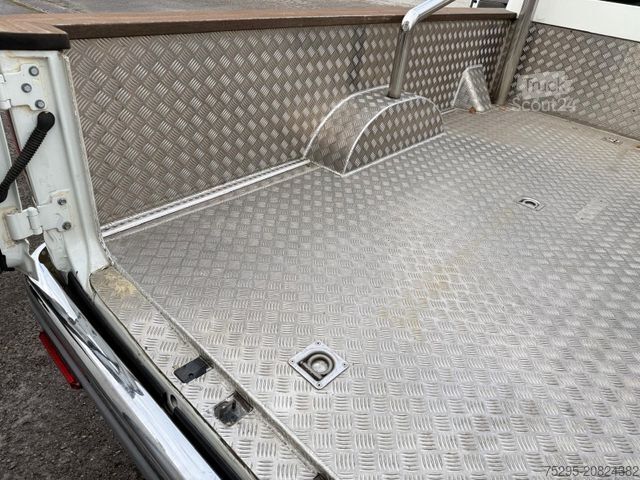 Pick-up FORD Pickup Showtruck für Motorräder AHK TÜV 02/27