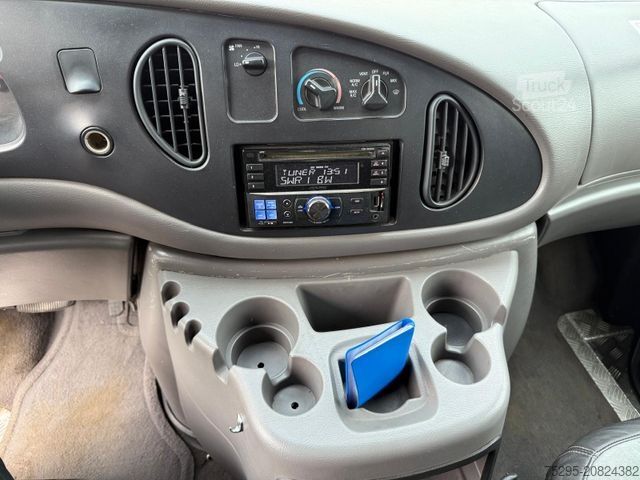 Pick-up FORD Pickup Showtruck für Motorräder AHK TÜV 02/27