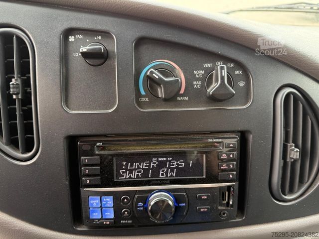 Pick-up FORD Pickup Showtruck für Motorräder AHK TÜV 02/27