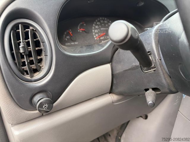 Pick-up FORD Pickup Showtruck für Motorräder AHK TÜV 02/27