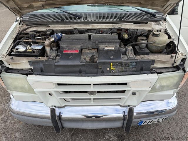 Pick-up FORD Pickup Showtruck für Motorräder AHK TÜV 02/27