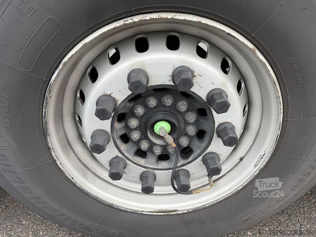 Semirimorchio frigorifero SCHMITZ CARGOBULL 3Achs Carrier1350 Innen2,85 Doppelstock FRC9/27