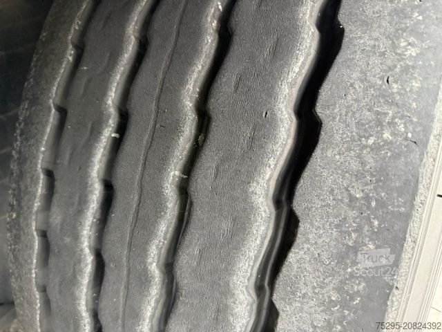 Semi-remorque frigorifique SCHMITZ CARGOBULL 3Achs Carrier1350 Innen2,85 Doppelstock FRC9/27