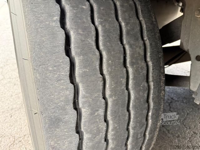 Semi-remorque frigorifique SCHMITZ CARGOBULL 3Achs Carrier1350 Innen2,85 Doppelstock FRC9/27