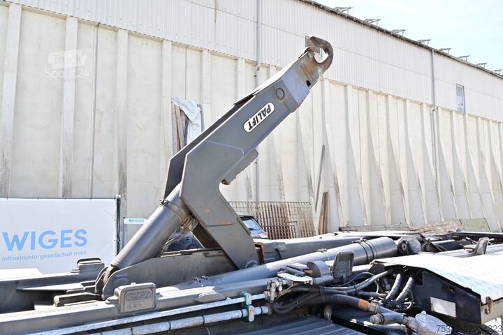 Kroklastbil Volvo FM440  8x4 E5 Retarder Blatt Epsilon M120Z96 2011