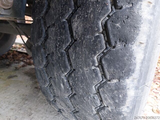 Semi-remorque bâchée Schwarzmuller 3 As Hardox  ( porte hydraulique )