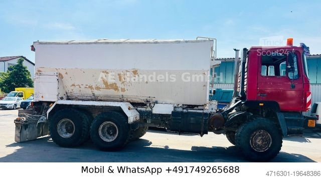 Camion per usi speciali MAN F10 BB 6x6 Bindemittelstreuer *Manual/Analog