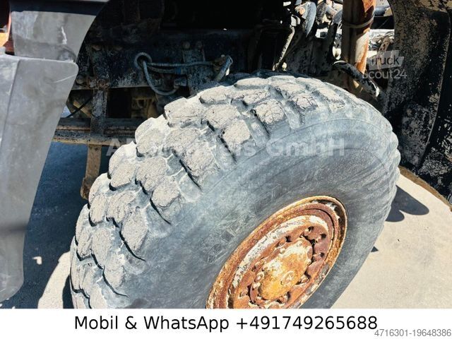 Camion per usi speciali MAN F10 BB 6x6 Bindemittelstreuer *Manual/Analog