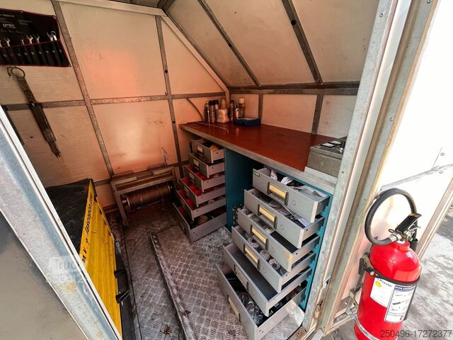 Transporter maszyn Reko 2000 TD WORKSHOP ON WHEELS