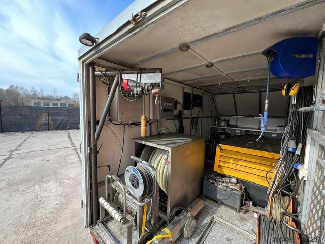 Транспортьор на машини Reko 2000 TD WORKSHOP ON WHEELS