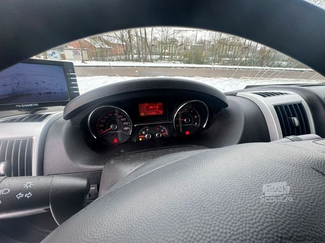 Fourgon tôlé FIAT Ducato Koffer *Navi*Kamera*TÜV neu*Länge 4,20m