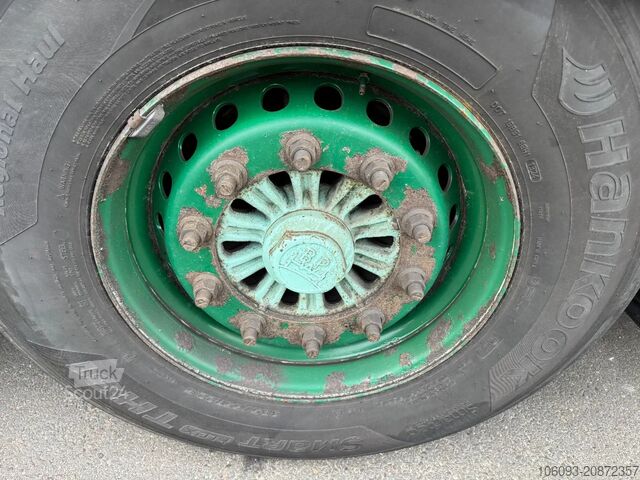 Csúszó ponyvák Krone 3-ass schuifzeilen oplegger