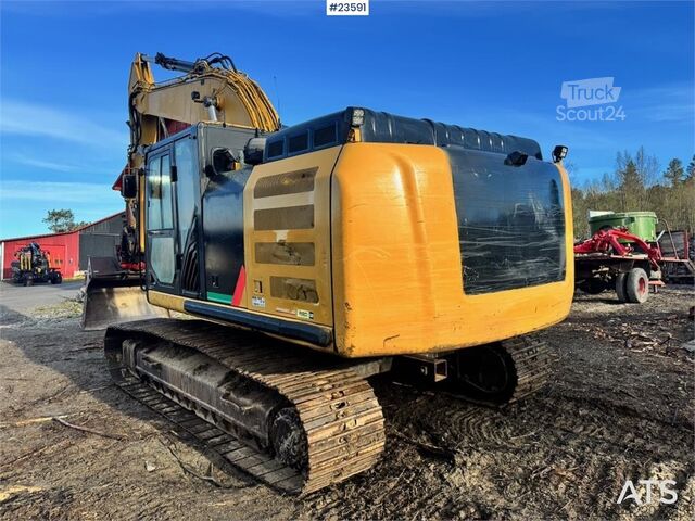 Pásový bagr CAT 324 EL