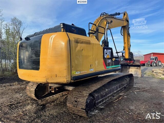 Pásový bagr CAT 324 EL