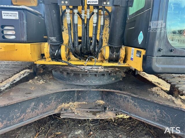 Pásový bagr CAT 324 EL