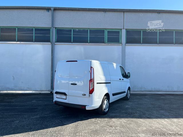 Minibus FORD 300 L1, Standheizung, Auto., Kamera, Sitzheiz
