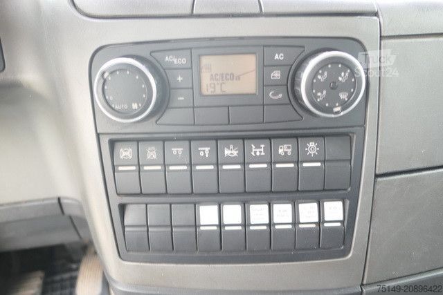 Βυτιοφόρο φορτηγό MAN 26.400 TGS 6x2, Esterer, Unten- u. Obenbefüllung