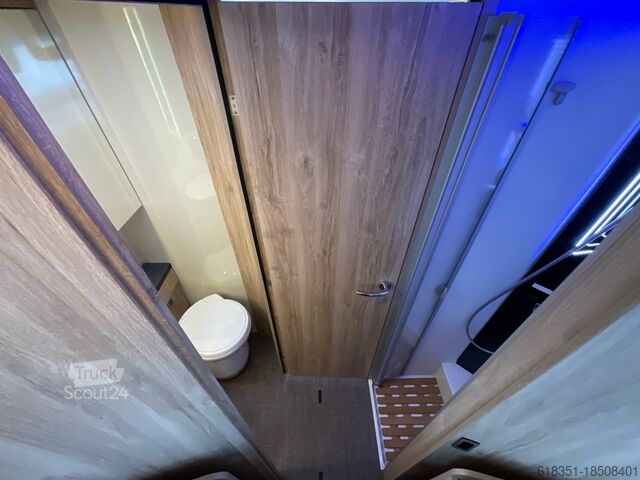 Integraal camper EURA MOBIL INTEGRA LINE IL 720 EF, SAT-Anlage+TV, Dachklima