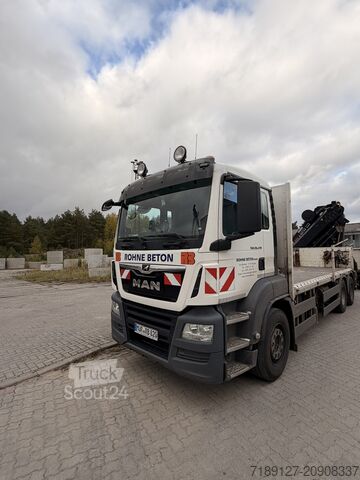 Camion plateau MAN L.2007.46.003