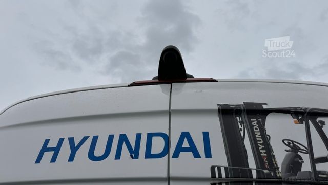 Vans ar augstu jumtu MERCEDES-BENZ Sprinter 316 Cdi Kasten Kurz Hoch bj 2017