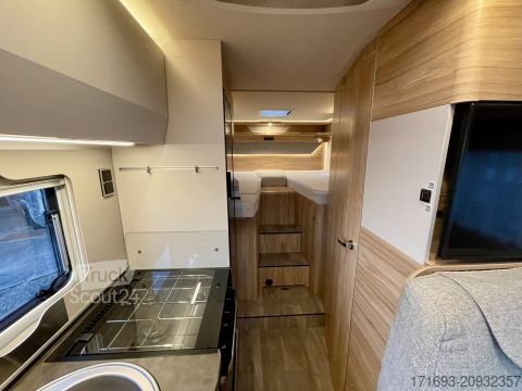 Polointegrovaný obytný vůz Hymer/Eriba Exsis-t 580 Pure Automatik  XXL Bett