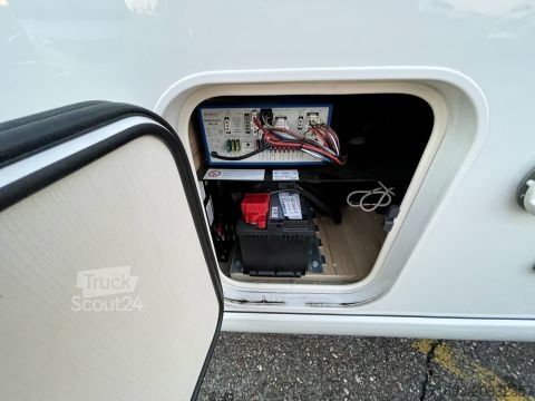 Polointegrovaný obytný vůz Hymer/Eriba Exsis-t 580 Pure Automatik  XXL Bett