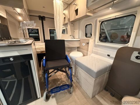 Kamper Bürstner Lineo C 550 barrierefrei mit Kassettenlift