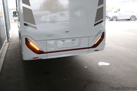 Напівінтегрований кемпер Carado T 338 pro