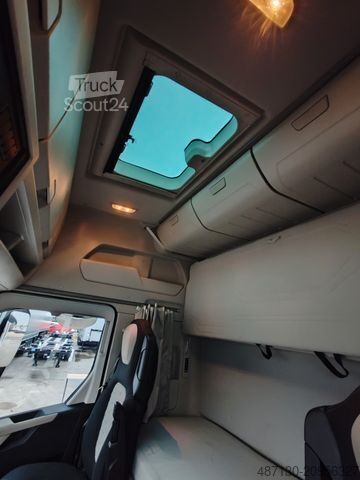 Τυπική μονάδα τράκτορα FORD F-MAX 500