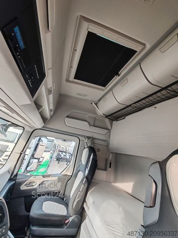 Τυπική μονάδα τράκτορα FORD F-MAX 500