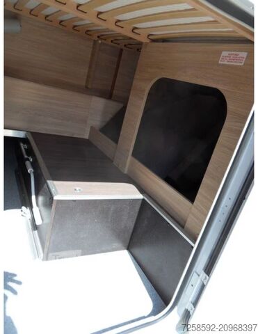 Félintegrált lakóautó Knaus VAN TI PLUS 700 Platinum Selection