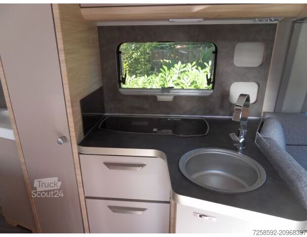 Félintegrált lakóautó Knaus VAN TI PLUS 700 Platinum Selection