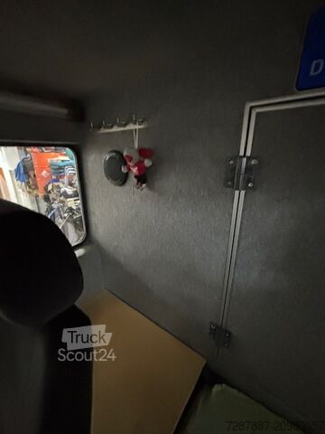 Camper truck Mercedes Benz 917 AF 4x4