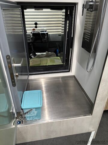 Camper truck Mercedes Benz 917 AF 4x4